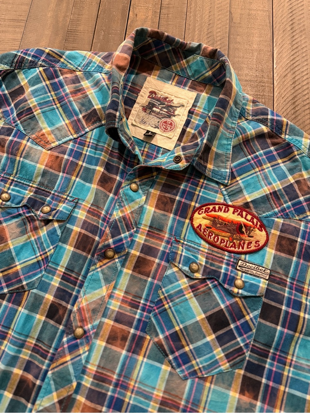 Decibel Grand Falls Aeroplanes Plaid Western Snap Shirt – Large